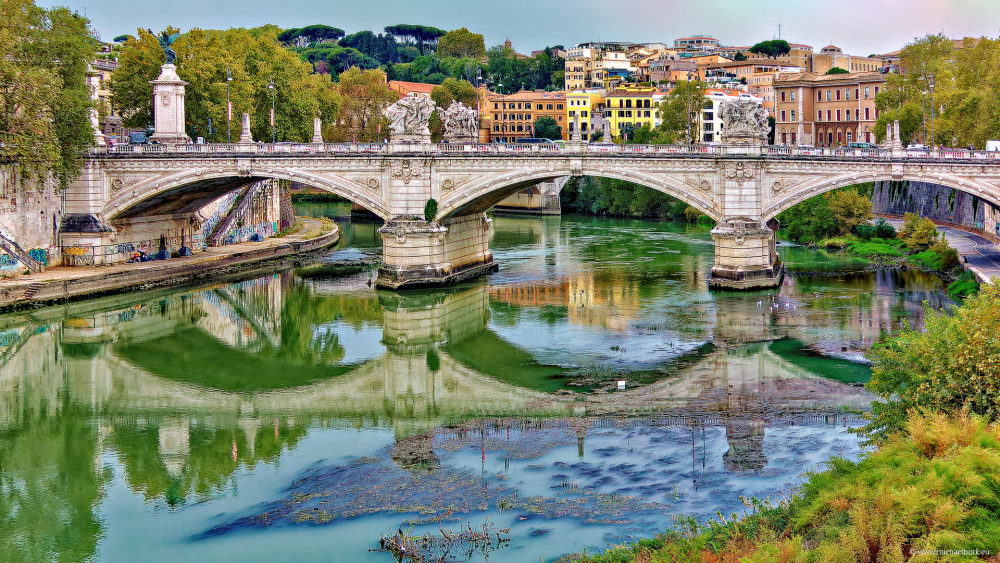 On the banks of the Tiber (02-mbv-1020791-160x90)